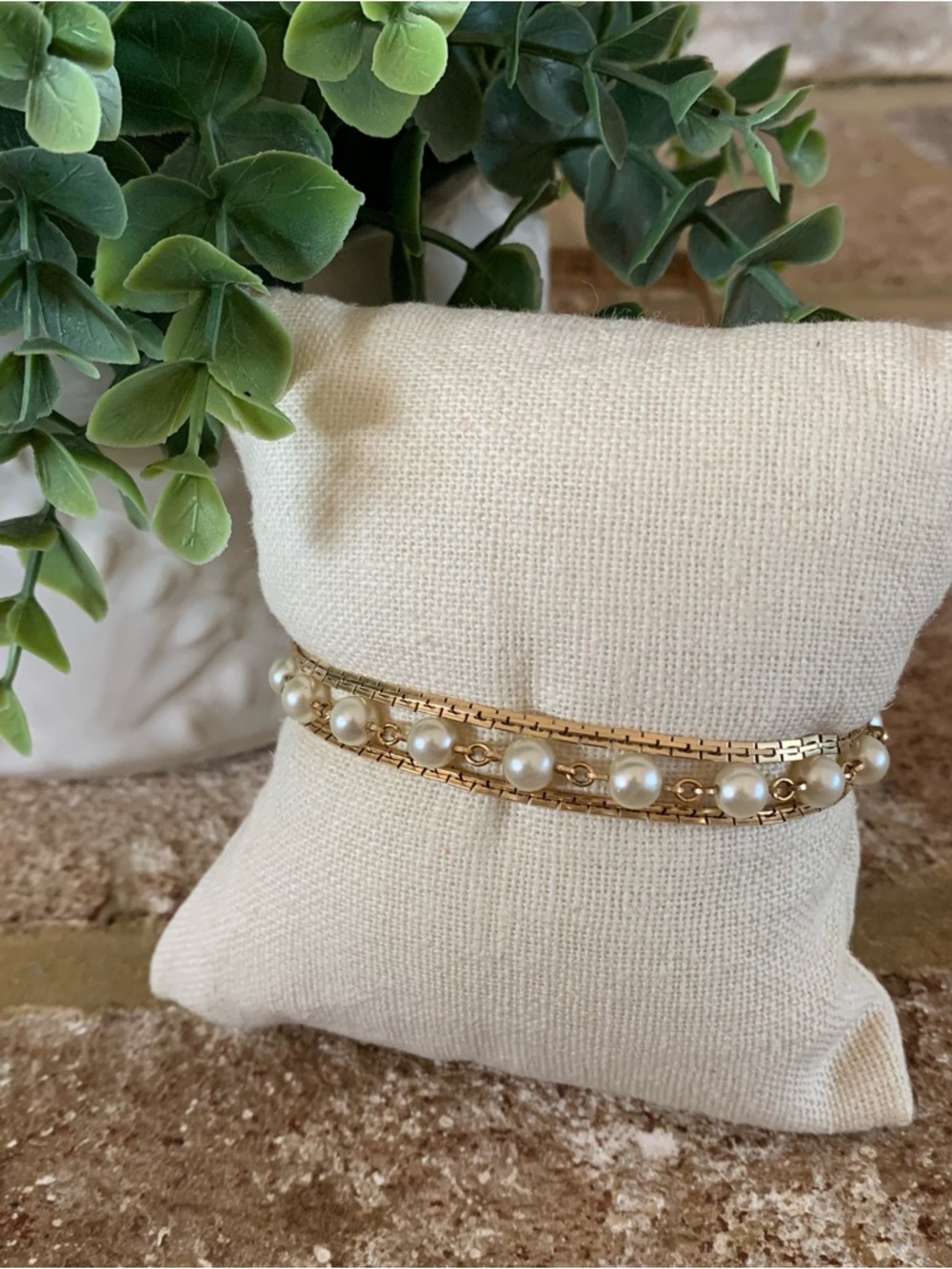 Vintage | Gold and White Pearl Layered Bracelet Chain Stack | Adjustable